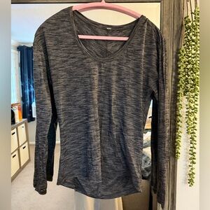 lululemon off the shoulder long sleeve - size 4